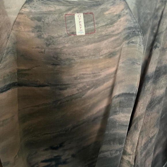 Gypsy 05 sold at Free People and Anthropologie  100% Silk Flutter sleeve Dress - Picture 6 of 7